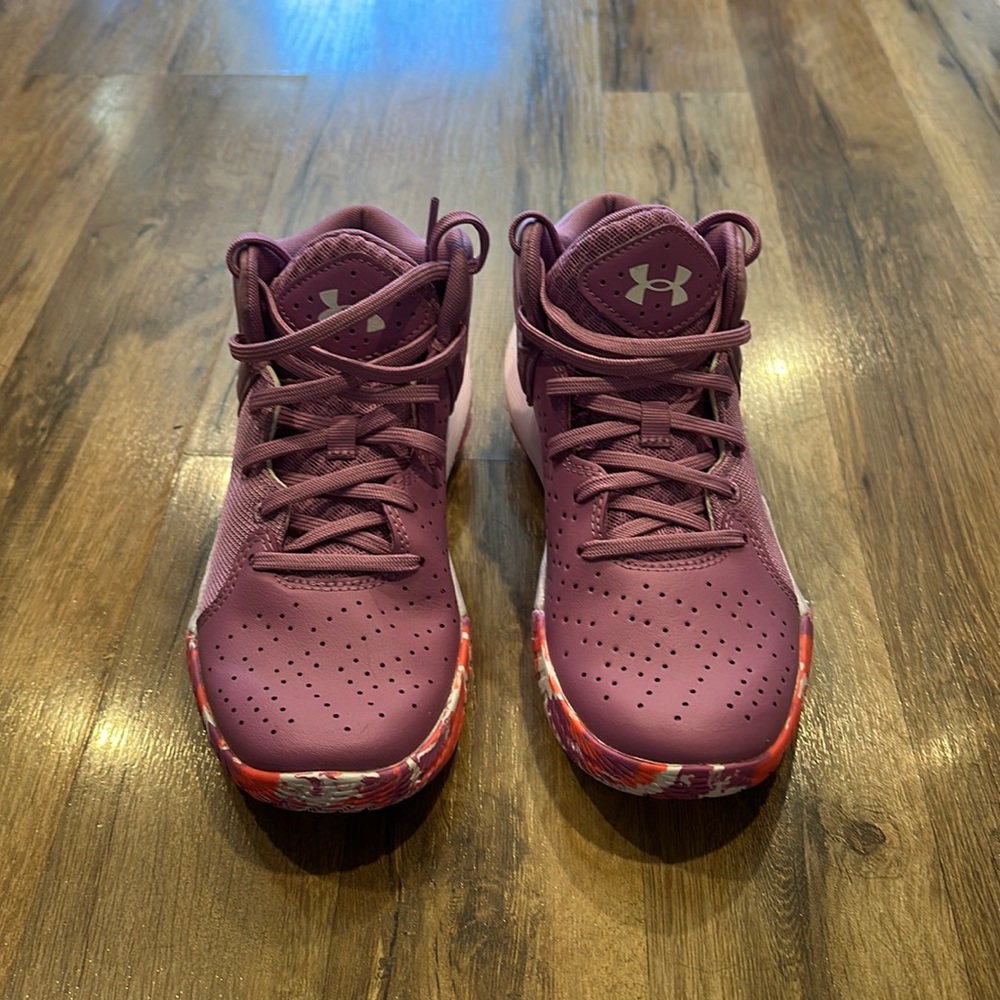 Girls UA basketball shoes